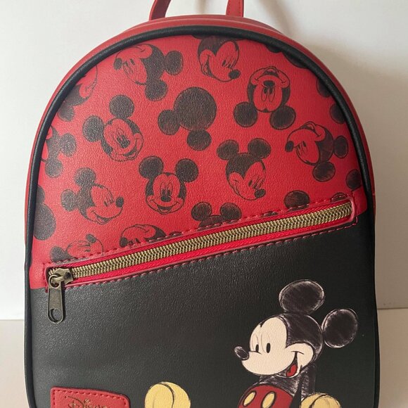 LOUNGEFLY DISNEY MICKEY MOUSE DIAGONAL POCKET MINI BACKPACK NEW EXCLUSIVE main image 4